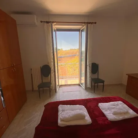 Colinella ألبيروبيللو